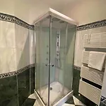 Elegante Nel Cuore Di 아파트
