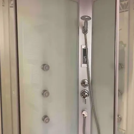 Elegante Nel Cuore Di Appartement Ferrare