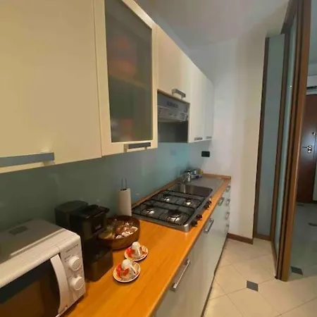 Apartamento Elegante Nel Cuore Di Ferrara