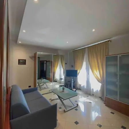 Elegante Nel Cuore Di Appartement